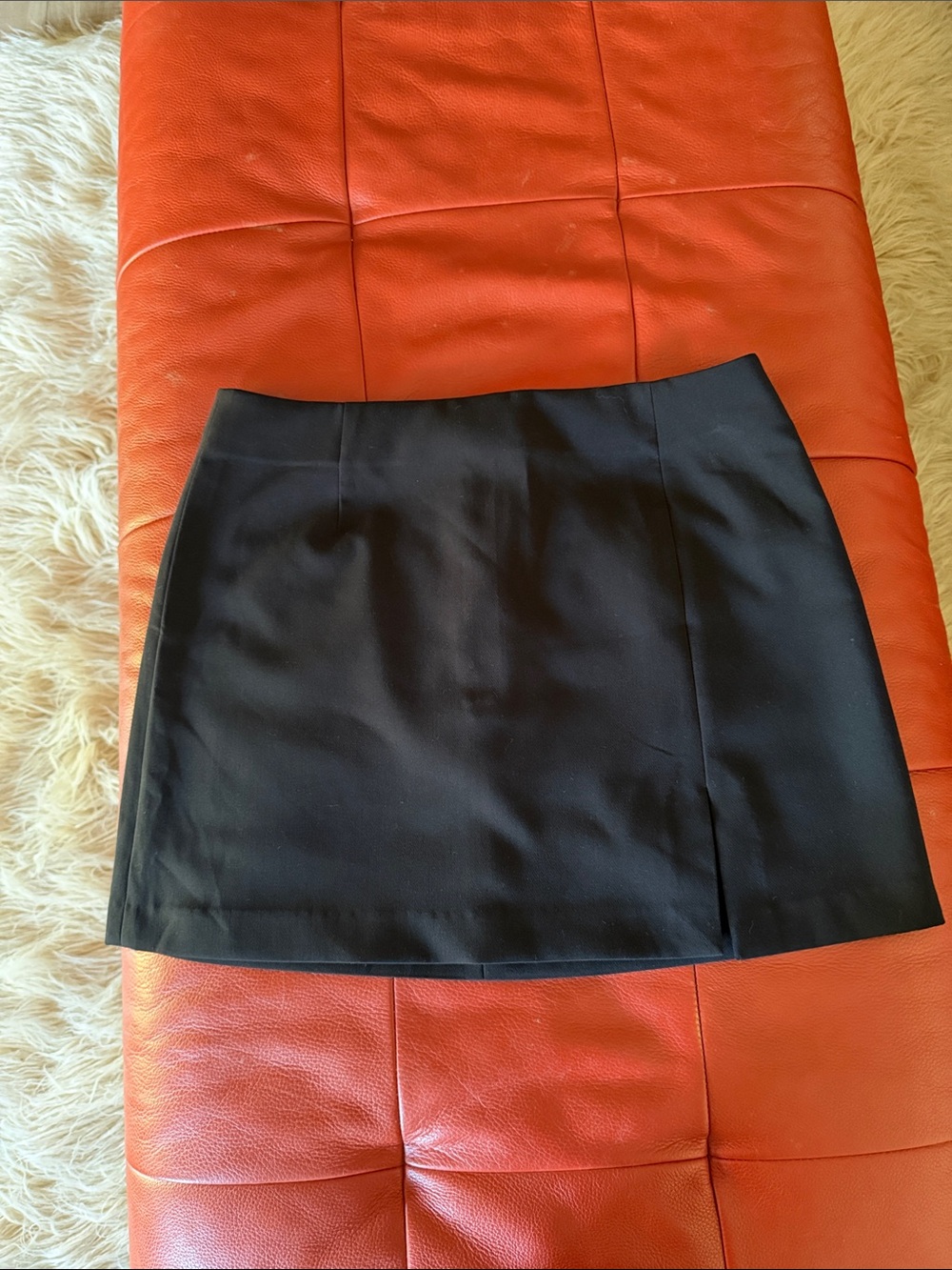 Uniqlo Black Women's Mini Skirt size L